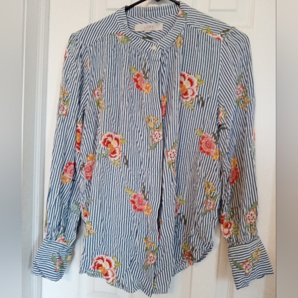 LOFT perfect fit multicolor button front floral striped blouse size M